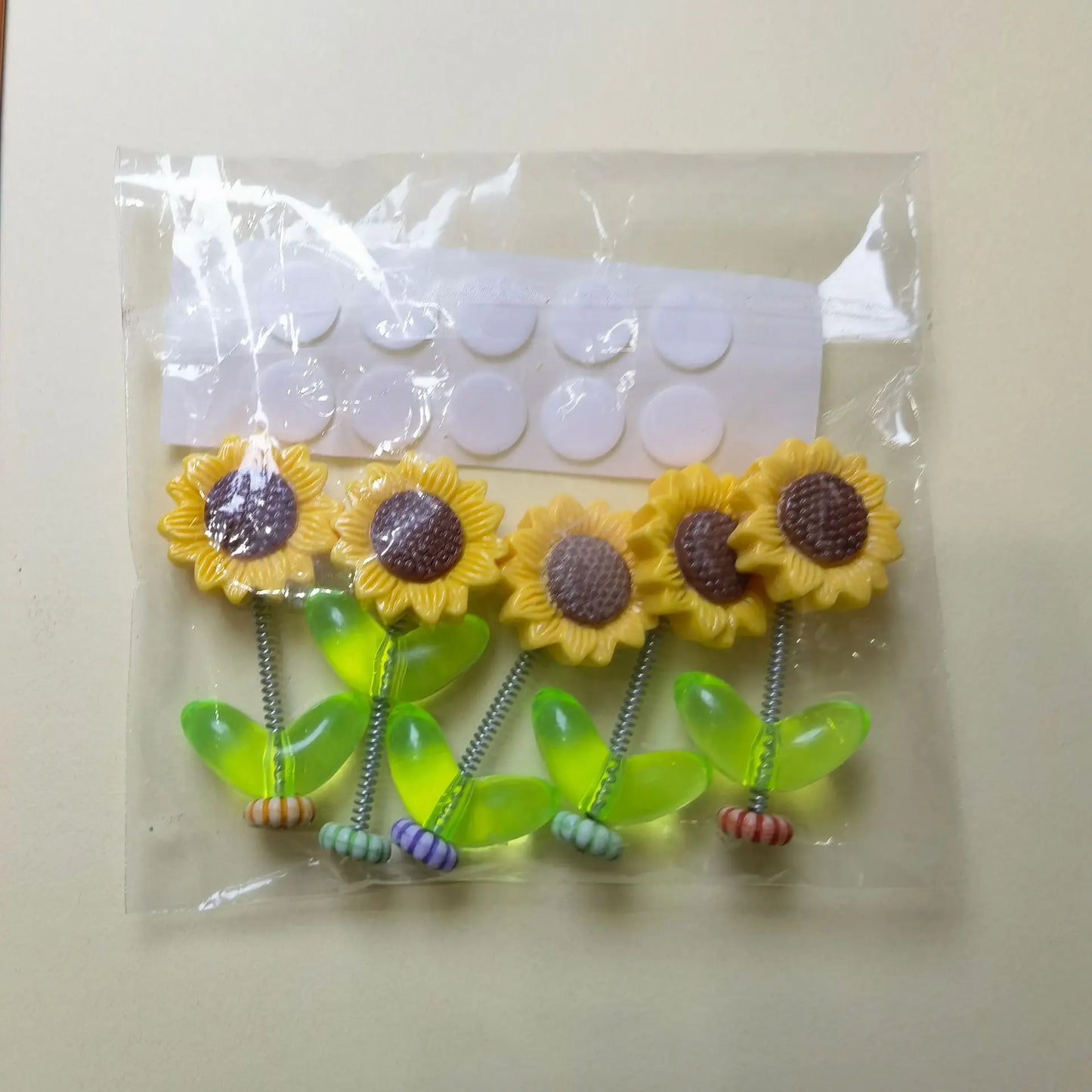Cute Shaking Sunflower Car Decor Funny Dashboard Ornament for Car Interior Styling