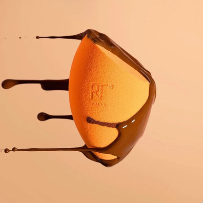 Real Techniques Skin Sponge, Makeup Blender, Liquid Base & Cream, Professional Makeup Tool Without Stripes, 4 Free Units