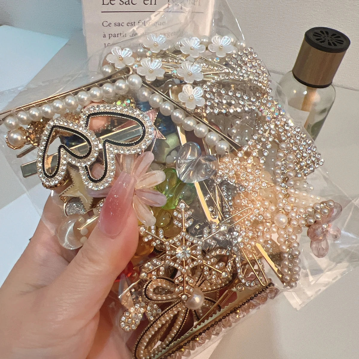 12//20/30/40 pieces of stylish and elegant pearl bow hair clips with French chic side clips for hair, suitable for daily use as