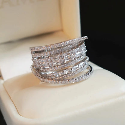 New Bling Cubic Zirconia Wedding Ring for Women Geometric Square Band Design Luxury Fashion Female Rings Party Jewelry Gift
