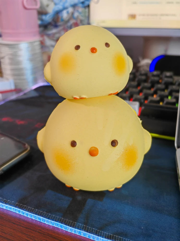 Cake aroma cute giant chicken, slow rise, rebound, soft and pressure resistant toy, cake recipe 1:1 made. for everyone