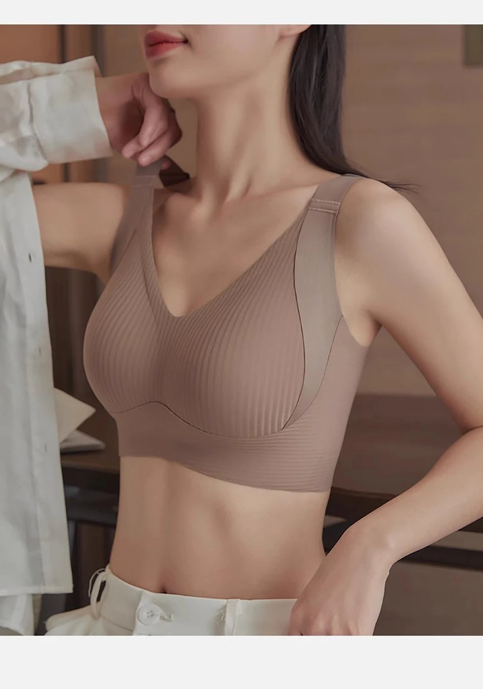 Women Maternity Bra Non Slip Shoulder Strap Bralette Simple and Casual No Underwire Padded Full Cup Size Adjustable Underwear