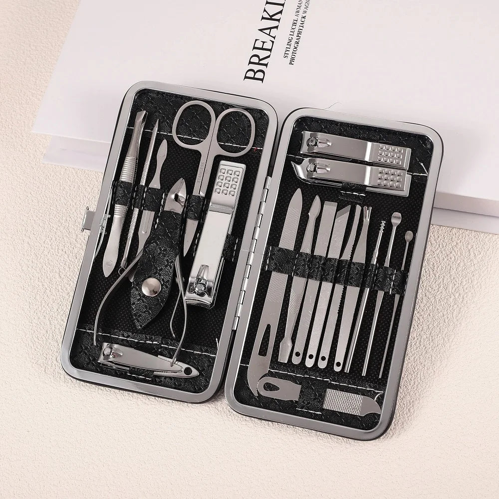 19-Piece Home Nail Clipper Set Large Dead Skin Pliers Diagonal Small Eyebrow Clipper with Leather Sleeve for Personal Grooming