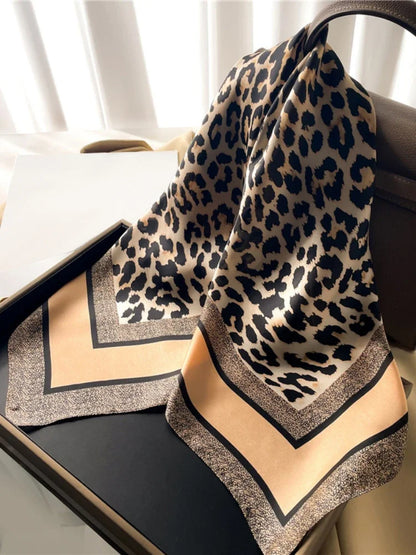 1pcs 70cm Leopard Print Silk Scarf for Women Imitation Silk Light Luxury Versatile Headwear Bag Decoration Clothing Square Scarf