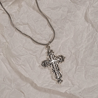 Y2K Sweet Cool Girl Personalized Creative Cross Love Pendant Necklace, Suitable for Daily Wearing