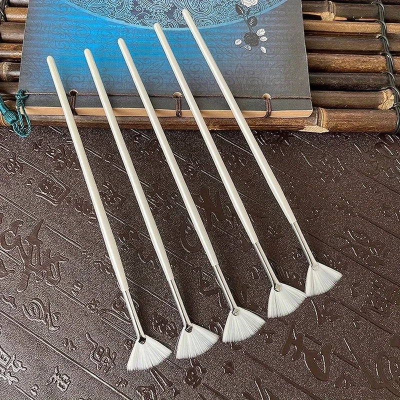 10pcs of fan-shaped fruit acid beauty brushes,soft fan-shaped facial mask brushes for spa use,spa essence liquid-specific brushe