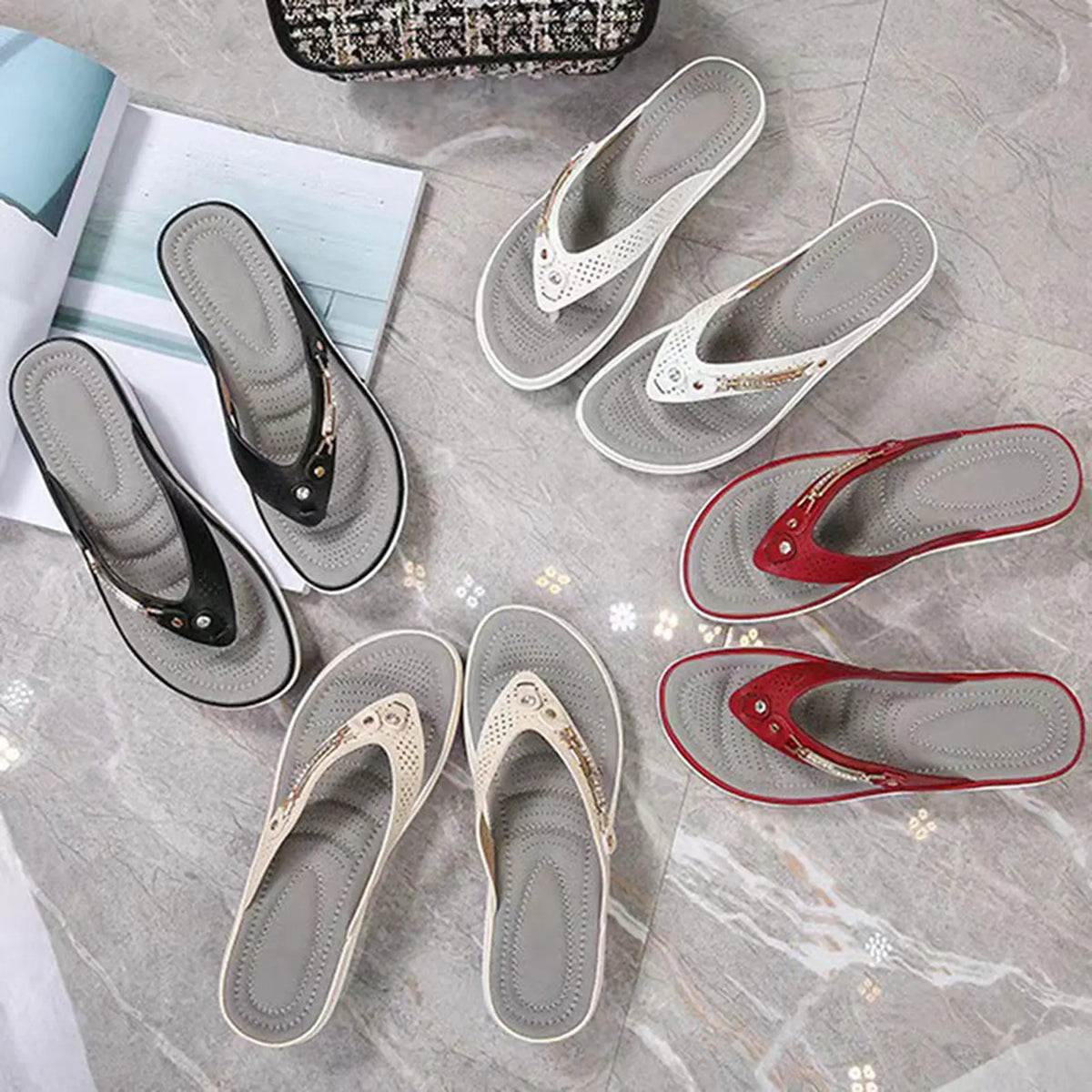 2024 Women's Slippers New Fashion Slides Non-Slip Shoes Beach Sandals Women Outside Leisure Flip Flops Wear Open Toe