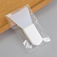 White shovel