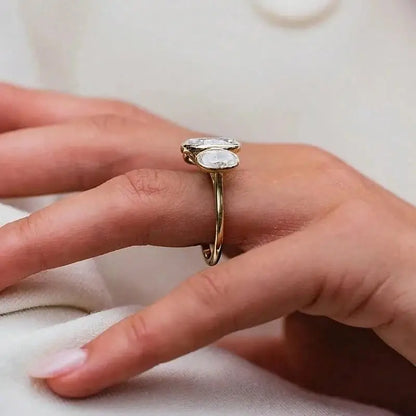 Minimalist Goose Egg Shape Synthetic Zirconia Retro Style Fashion Ring Wedding Jewelry for Men Women
