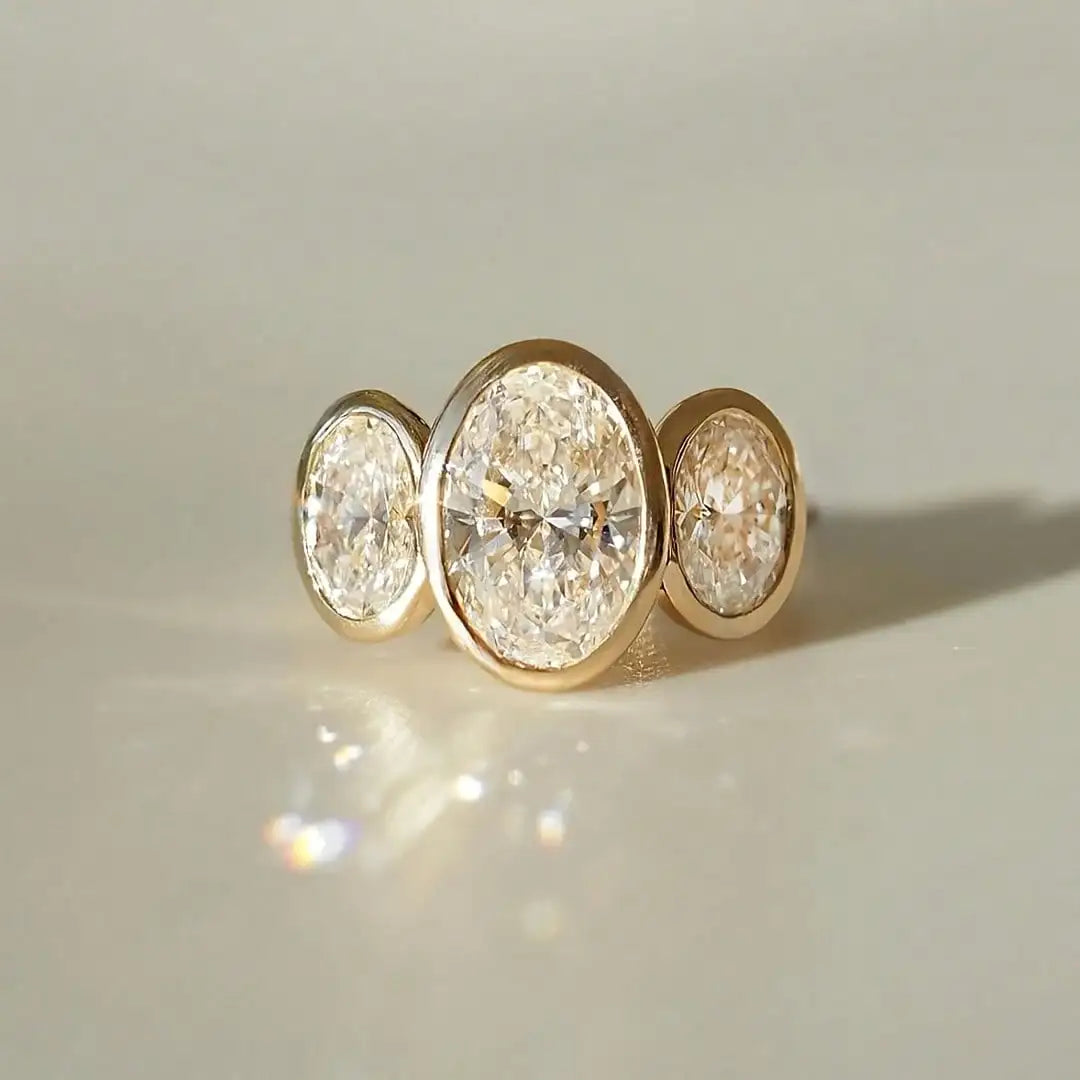 Minimalist Goose Egg Shape Synthetic Zirconia Retro Style Fashion Ring Wedding Jewelry for Men Women