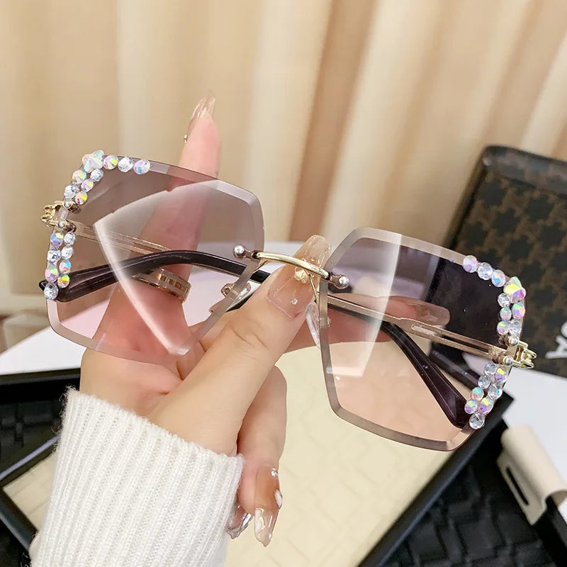 1 pair of fashionable women's square frameless gradient lens glasses with crystal decoration and metal material