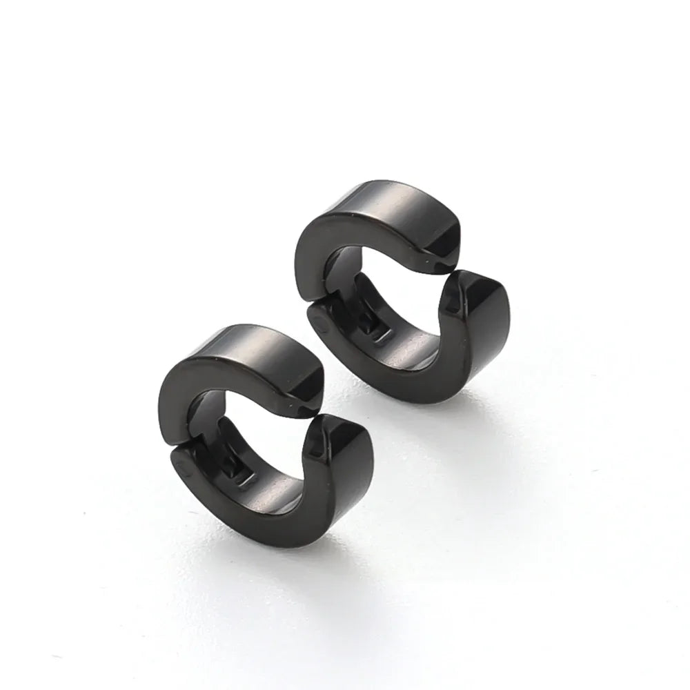 2pcs Anime Chainsaw Man Yoshida Hirofumi Cosplay Ear Clip Earrings Women Men Punk Black No Pierced Fake Ear Circle Pop Jewelry