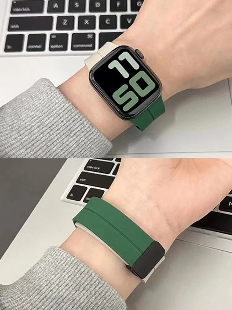 Magnetic Strap For Apple watch ultra band 49mm 45 mm Silicone Bracelet iWatch Series 7 8 se 6 5 3 44mm 45mm 40mm 41mm 42mm 38mm