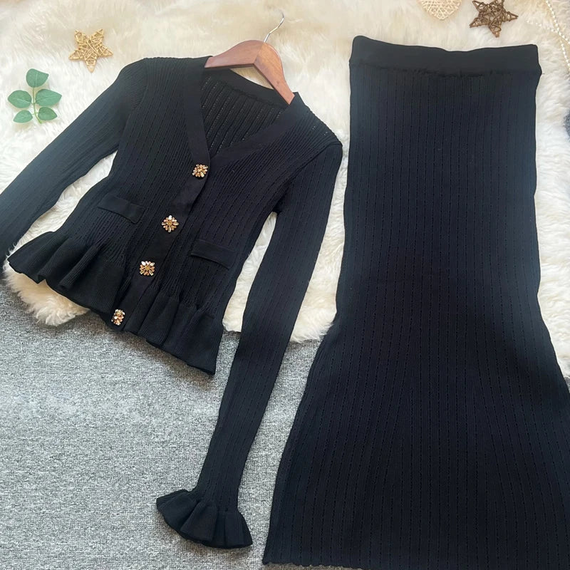 YuooMuoo Brand Fashion One-piece Knitted Maxi Dress Women Elegant V-neck Ruffled Slim Waist Bodycon Sweater Dress Party Vestido