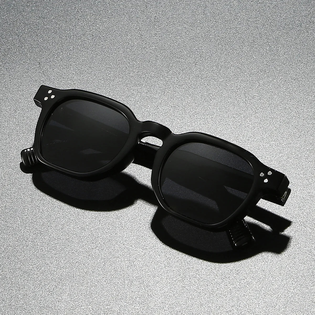 New Polarized Sunglasses Unisex Metal Core CP Square Sun Glasses Rivets Women Shades Driving Glasses