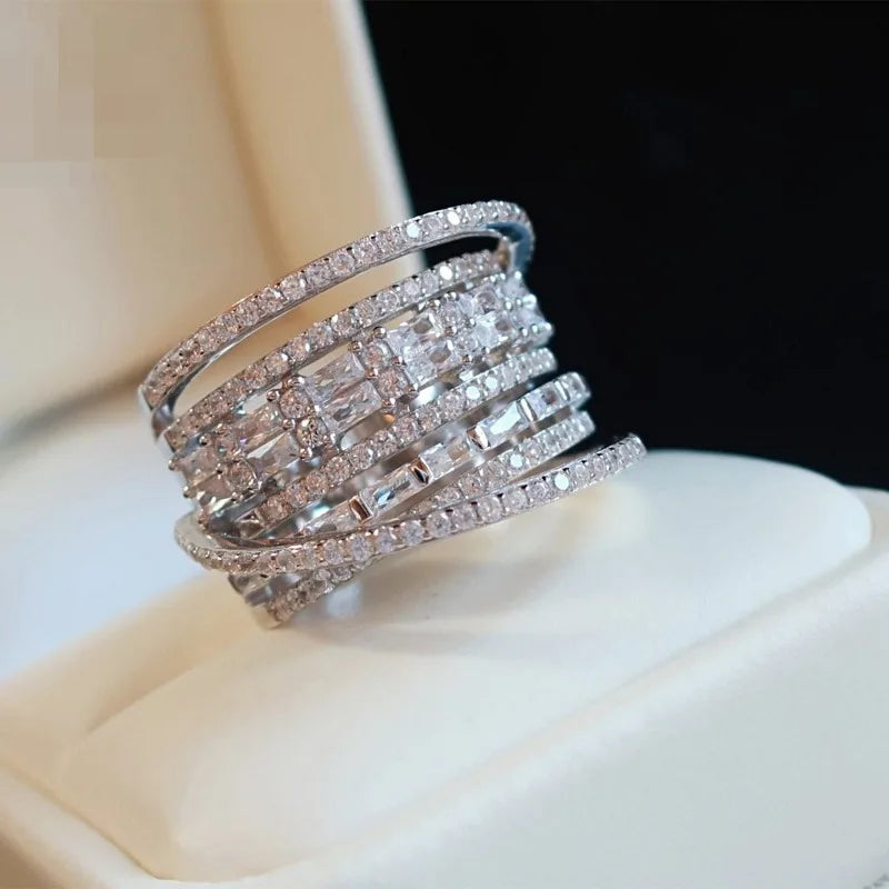 New Bling Cubic Zirconia Wedding Ring for Women Geometric Square Band Design Luxury Fashion Female Rings Party Jewelry Gift