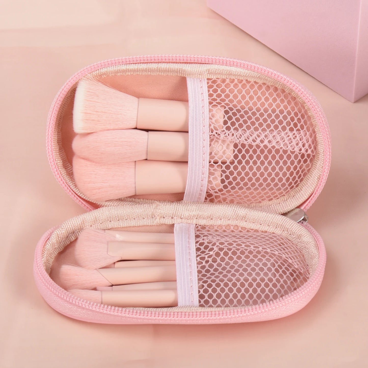 10 color Mini makeup brush Travel portable Makeup Tool Makeup Puff - Palm Brush Professional Makeup tool set Christmas gift