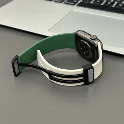 Magnetic Strap For Apple watch ultra band 49mm 45 mm Silicone Bracelet iWatch Series 7 8 se 6 5 3 44mm 45mm 40mm 41mm 42mm 38mm