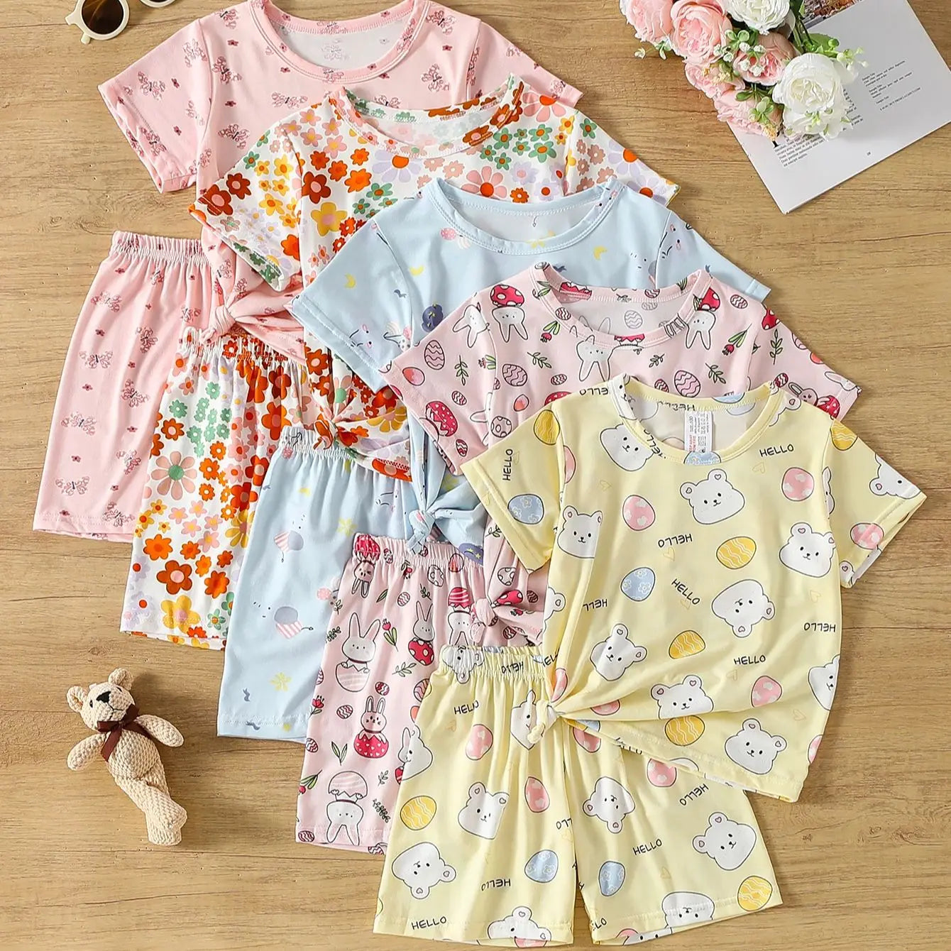 2-piece children's summer cute cartoon printed short sleeved shorts set for boys and girls casual and comfortable T-shirt shorts