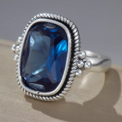 Vintage Shiny Zircon Ladies Ring Fashion Blue Zircon Jewelry Engagement Ring for Brides Wedding Ring Party Gifts