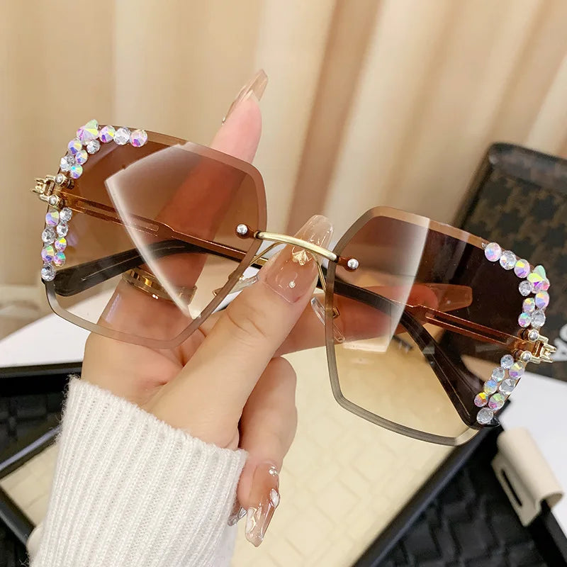 1 pair of fashionable women's square frameless gradient lens glasses with crystal decoration and metal material