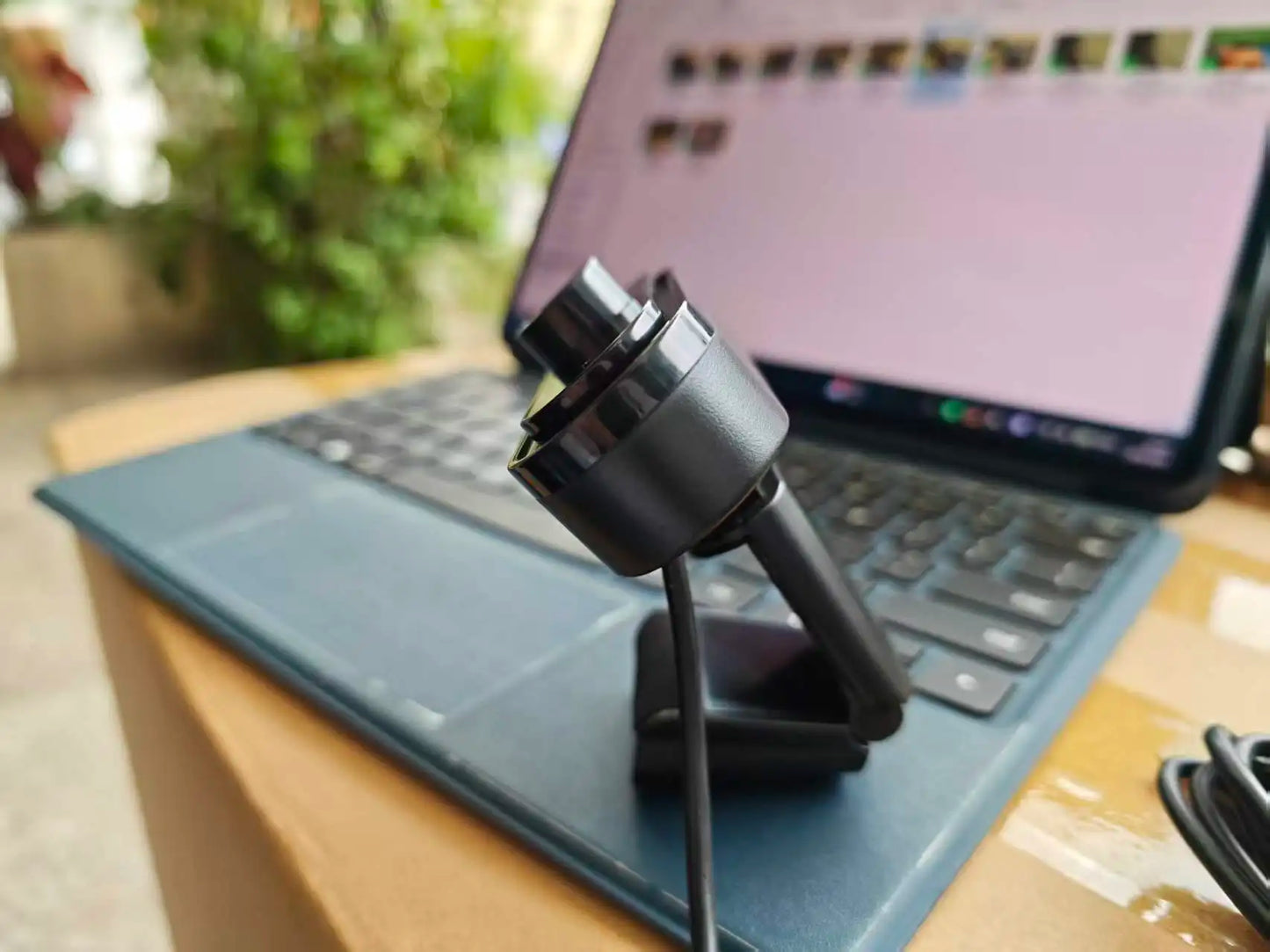 Webcam with Microphone, USB Computer Camera for Video Calls, Zoom, Teams, Streaming, Plug and Play for PC, Mac