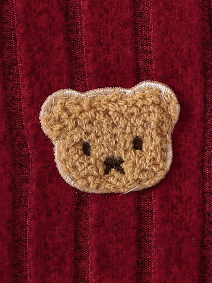 【Baby Boy】Autumn & Winter Red Onesie with Front Single-Breasted Buttons and Cute Bear Badge on Chest + Red Hat SetFeaturing a wa