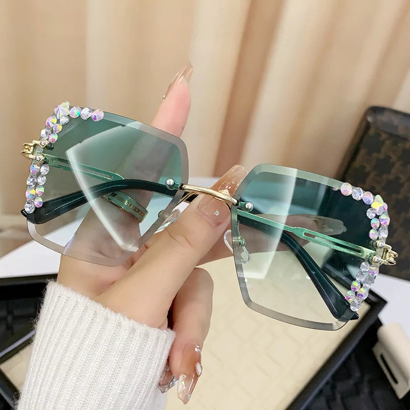 1 pair of fashionable women's square frameless gradient lens glasses with crystal decoration and metal material