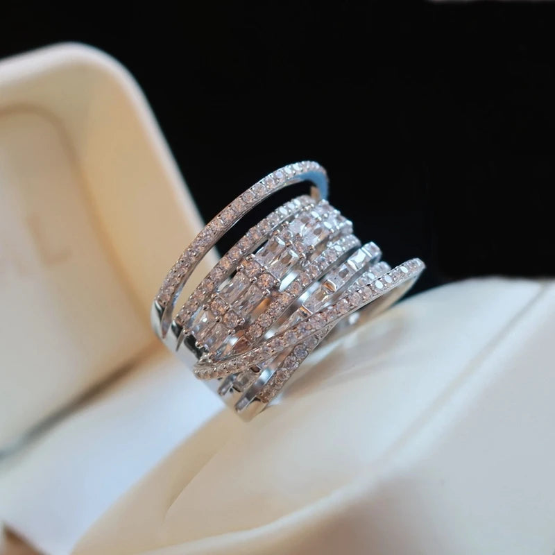 New Bling Cubic Zirconia Wedding Ring for Women Geometric Square Band Design Luxury Fashion Female Rings Party Jewelry Gift
