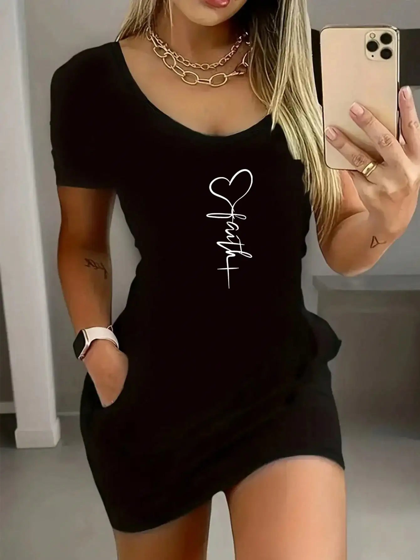 2026 new women's sexy heart-shaped round neck short sleeved dress and skirt, suitable for summer wear