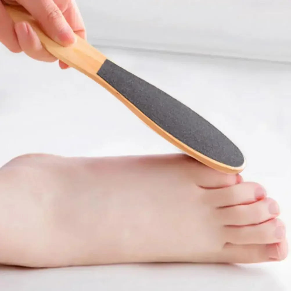 Wooden Handle Double Sided Foot File Callus Remover Pedicure Exfoliating Tool For Rough Feet Skin