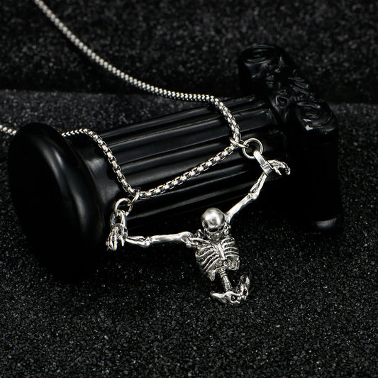 A Fashionable and Creative New Halloween Punk Style Skull Necklace Halloween Gift