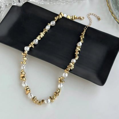 KunJoe Elegant Imitation Pearl Choker Necklace Women Retro Gold Color Acrylic Beaded Clavicle Chain Party Jewelry on the Neck、