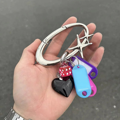 New Star Essential Icon Carabiner Keychain Blackout Women Men High Quality Oval Solid Belt Buckle Unisex Couple Sliver Key Ring