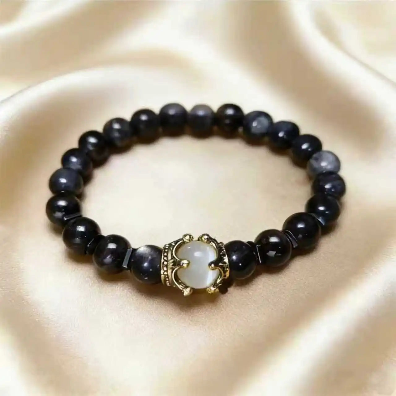 Men's Stylish Natural Stone Bracelet Vintage Crown Symbol of Power Hematite Beads Gift for Friends Natural Tiger Eye beads