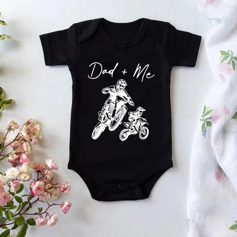 "Dad + Me" Cartoon Motorcycle Print Short Sleeve Newborn Baby Bodysuit Toddler & Infant Boy's Onesie for Summer Clothing
