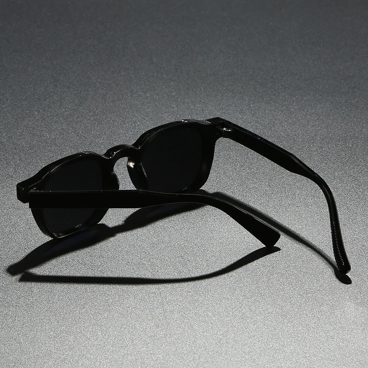 New Polarized Sunglasses Unisex Metal Core CP Square Sun Glasses Rivets Women Shades Driving Glasses